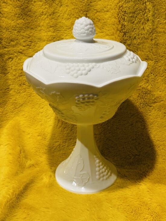 Indiana Glass Other - Vtg Indiana Milk Glass Colony Harvest Grapes Compote Footed Pedestal Bowl w Lid